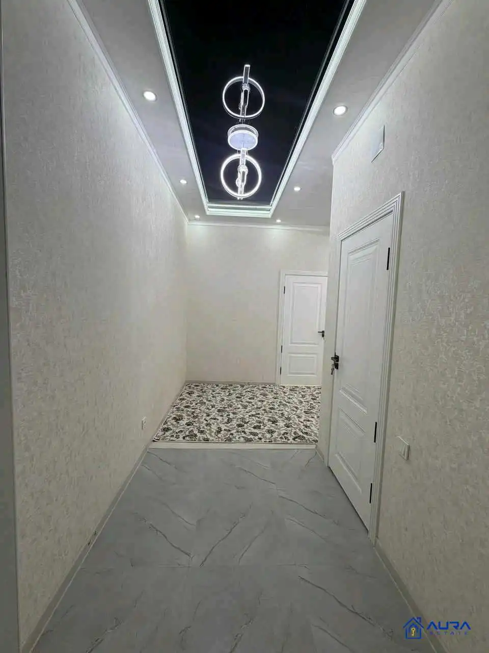 2-к квартира, 12 этаж, 81 м², Шохмансур
