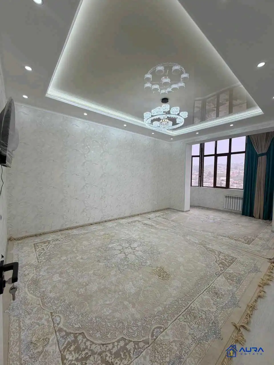 2-к квартира, 12 этаж, 81 м², Шохмансур