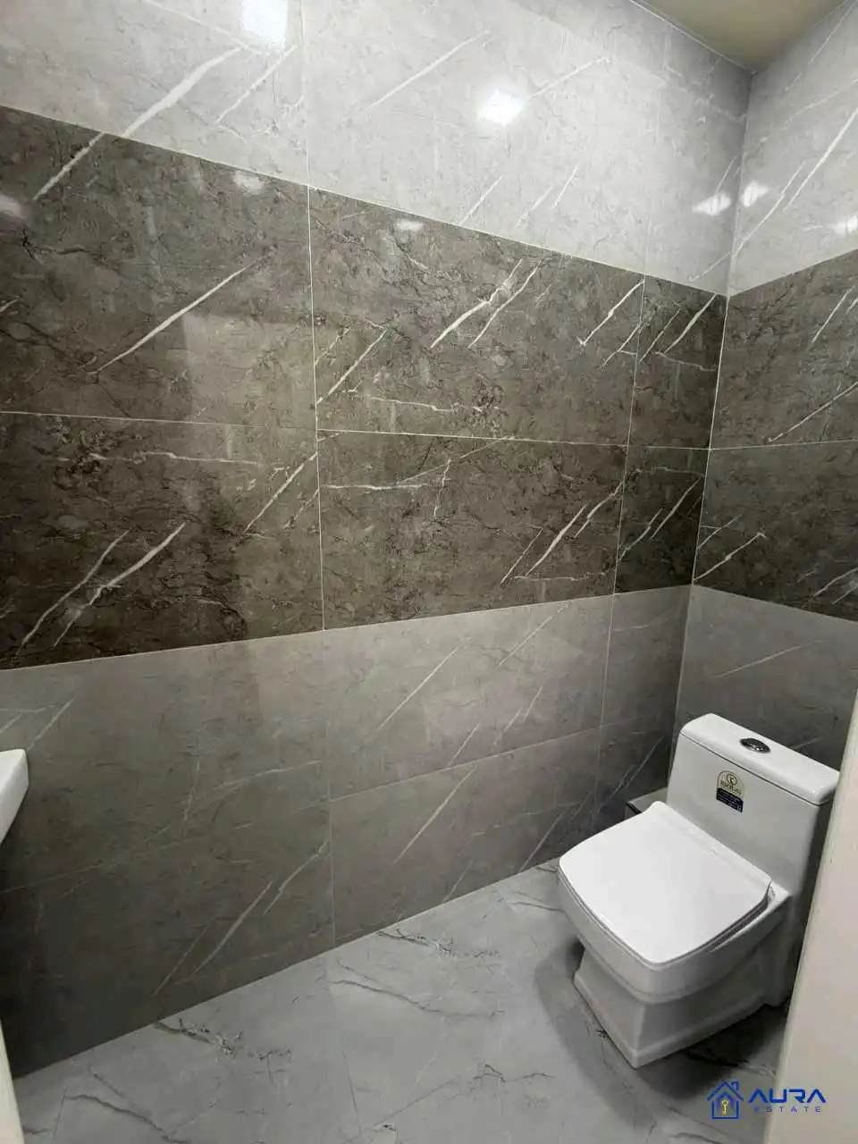 2-к квартира, 12 этаж, 81 м², Шохмансур