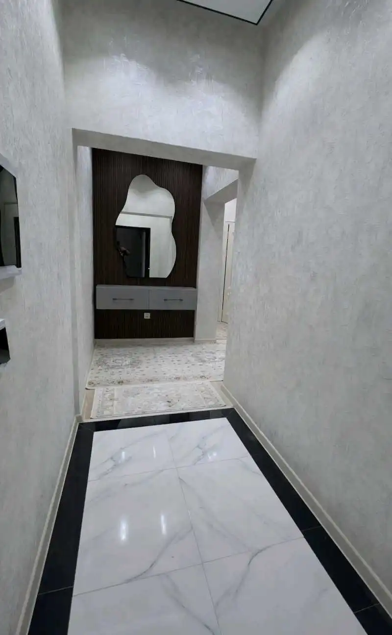 3-к квартира, 9 этаж, 70 м², Шохмансур