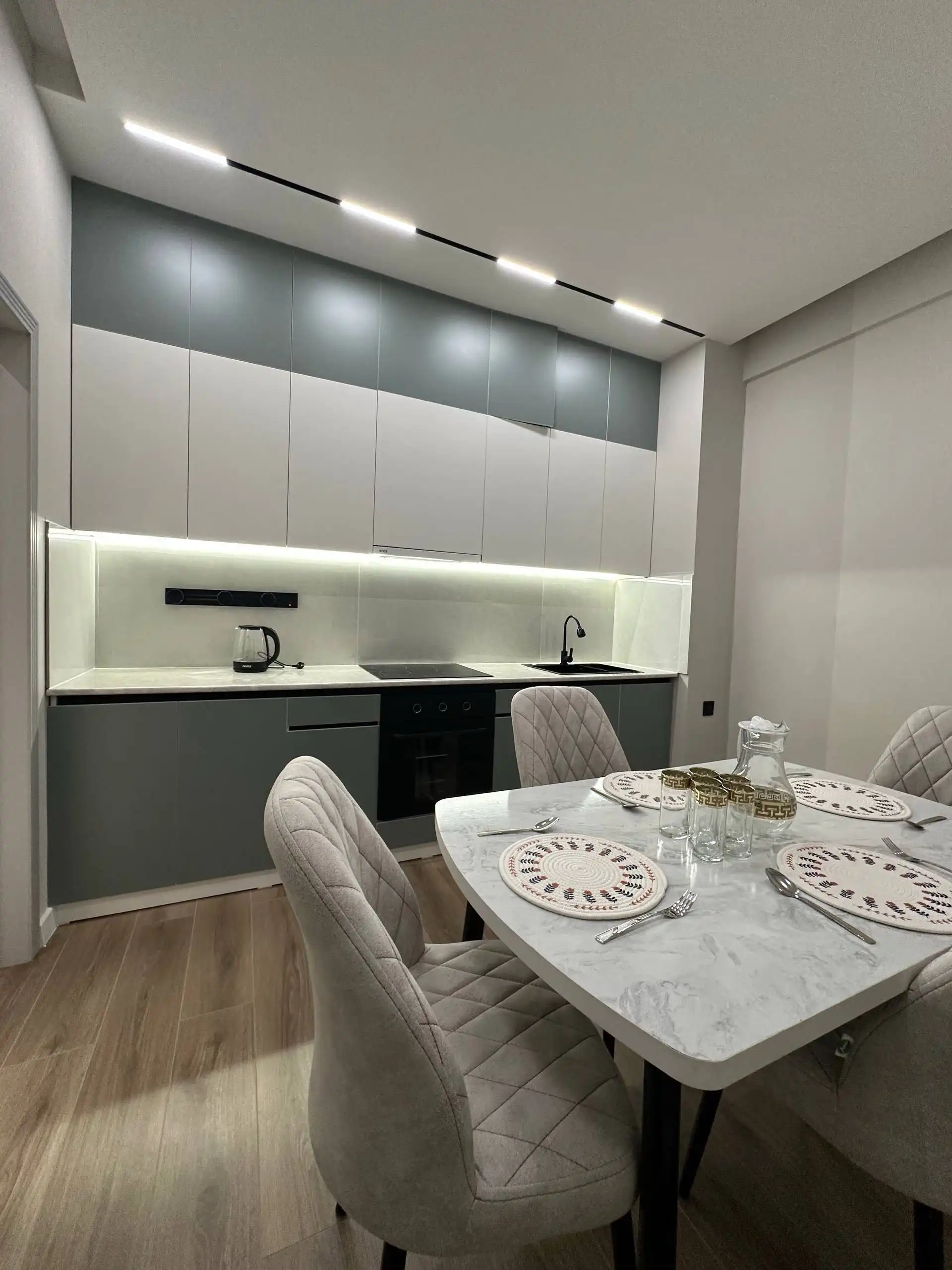 2-к квартира, 4 этаж, 72 м², Н.Сино Городок 33мкр лицей Умари Хайём