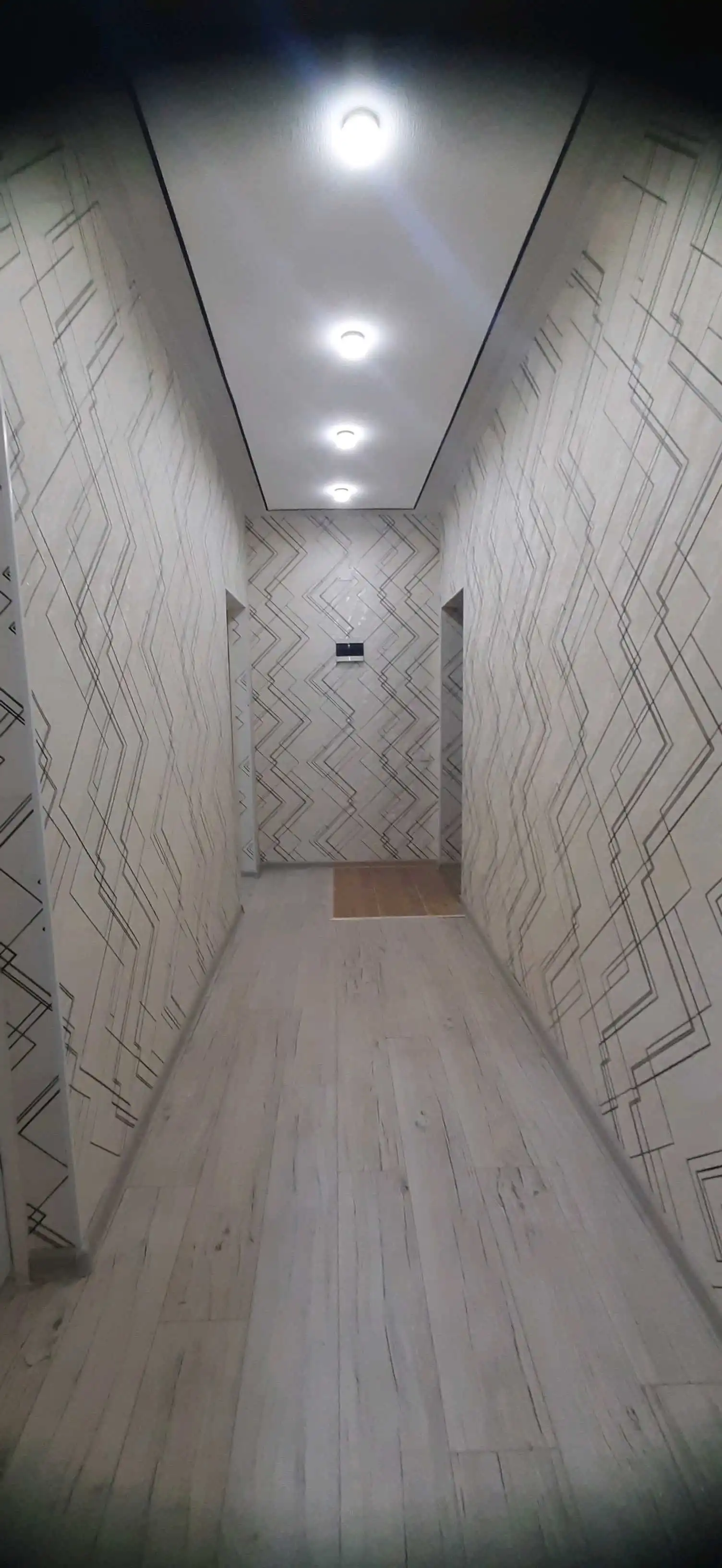 1-к квартира, Цокольный этаж, 38 м², 8 мкр