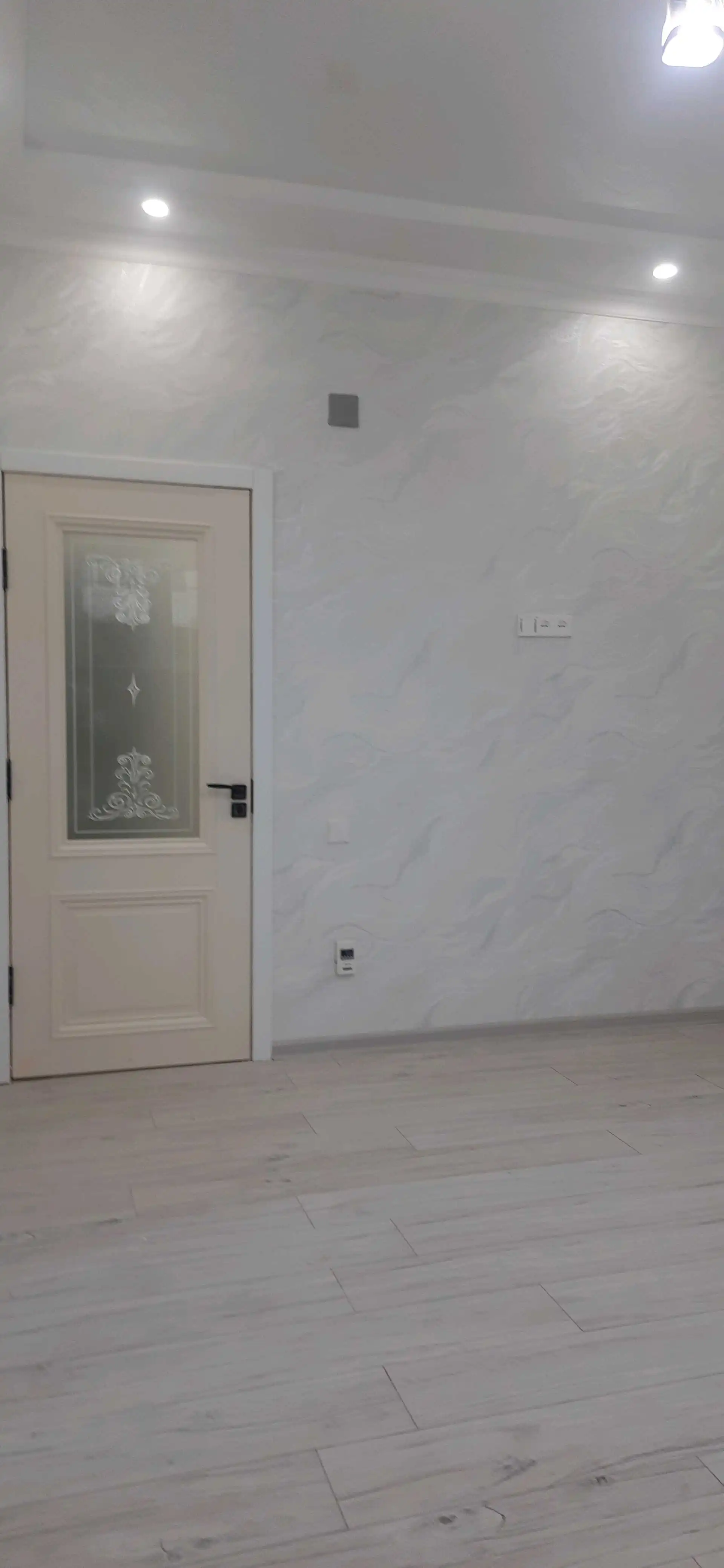 1-к квартира, Цокольный этаж, 38 м², 8 мкр