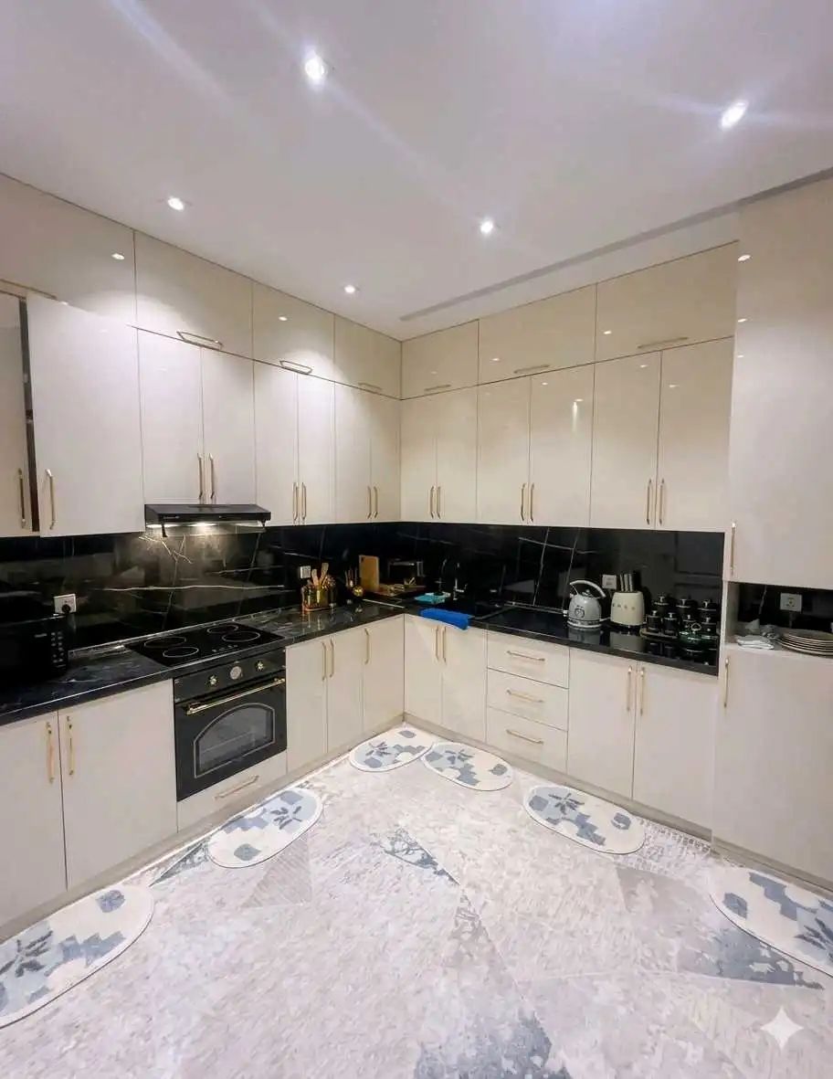 3-к квартира, 12 этаж, 95 м², Шохмансур