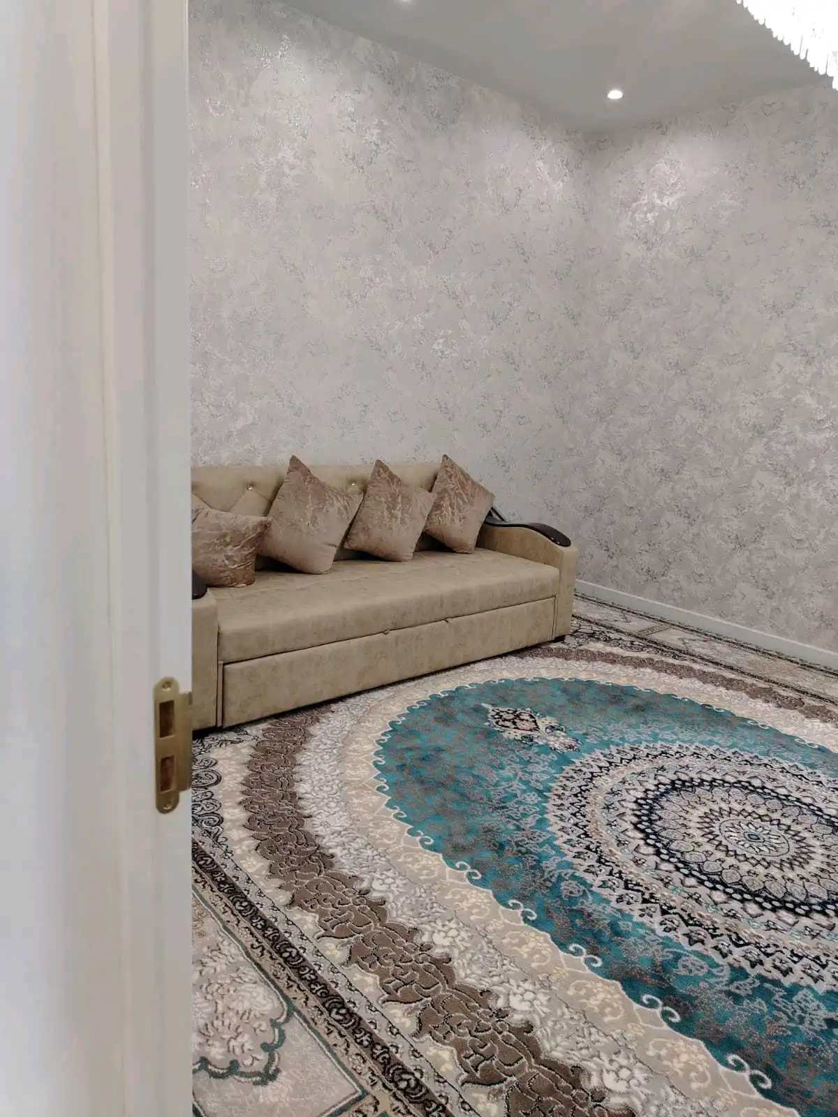 2-к квартира, 9 этаж, 65 м², 104 мкр