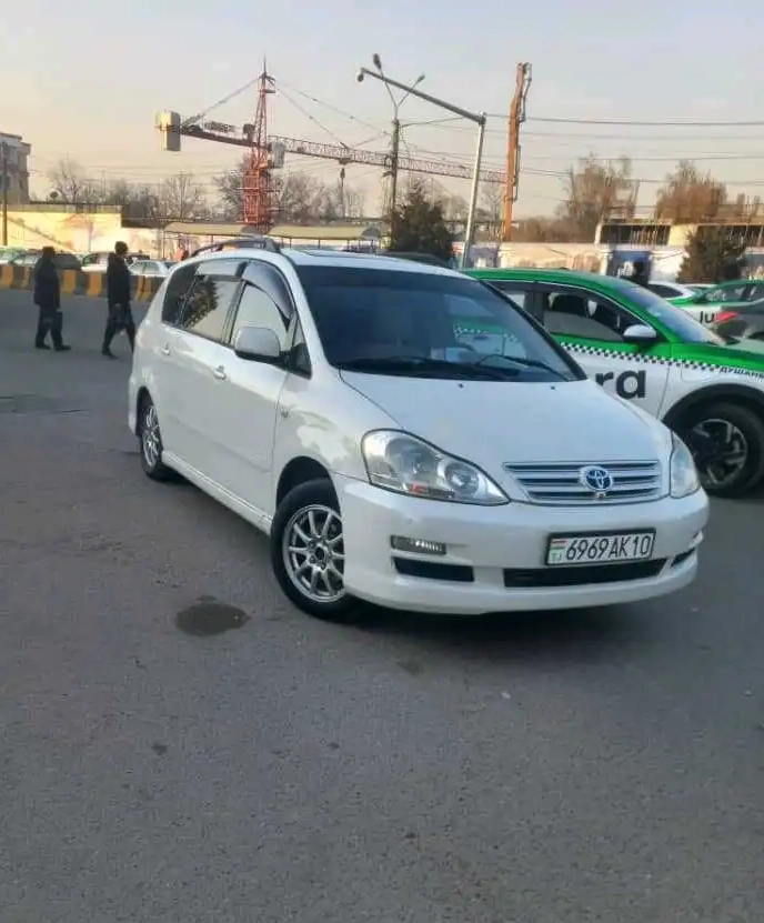 Toyota Ipsum 2008