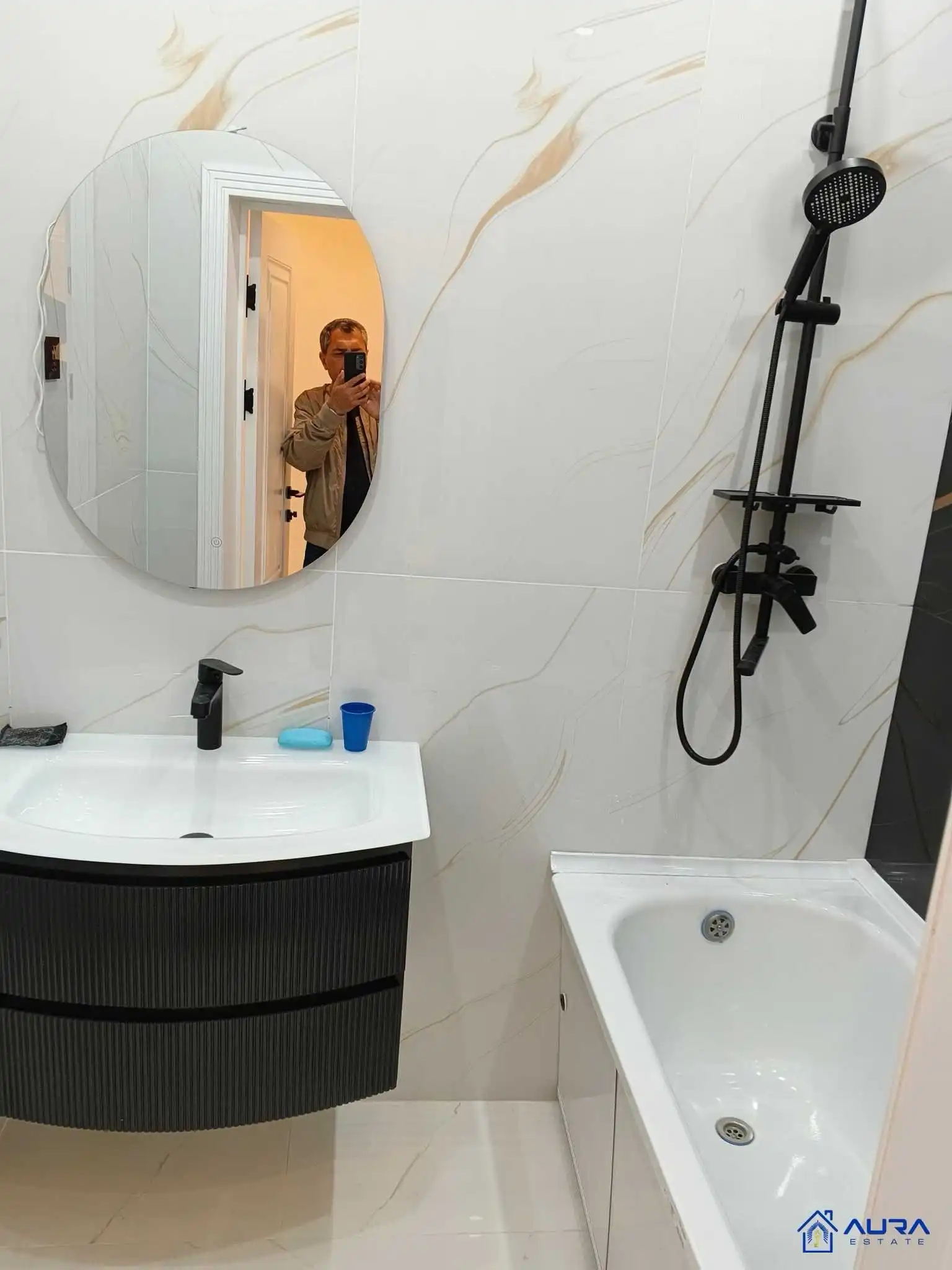 3-к квартира, 3 этаж, 92 м², сино