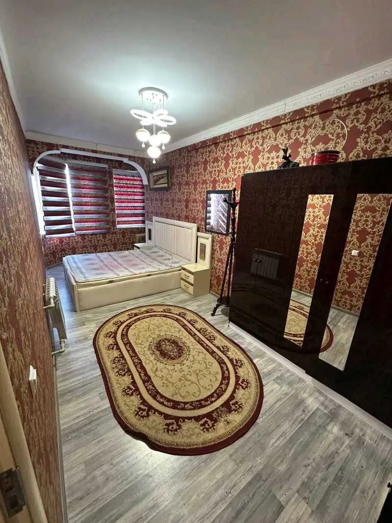 2-к квартира, 8 этаж, 71 м², Цирк