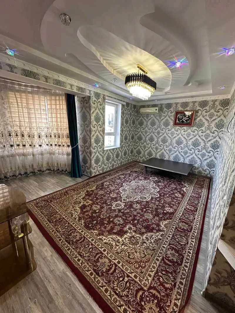 2-к квартира, 8 этаж, 71 м², Цирк