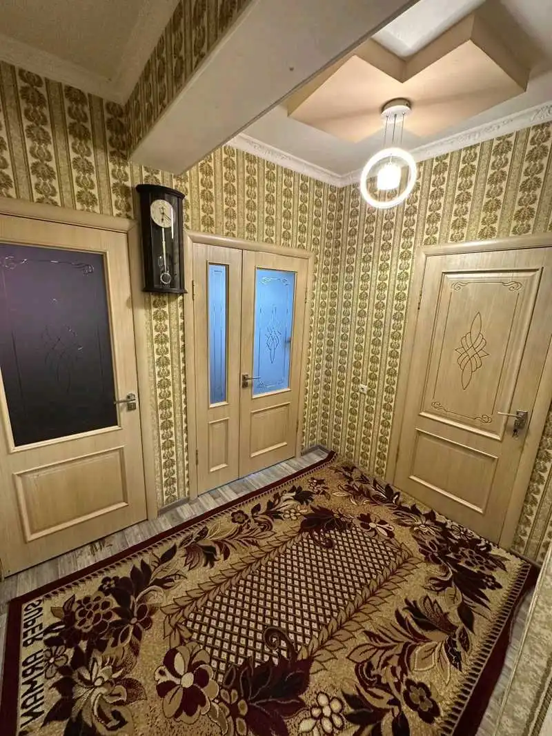 2-к квартира, 8 этаж, 71 м², Цирк