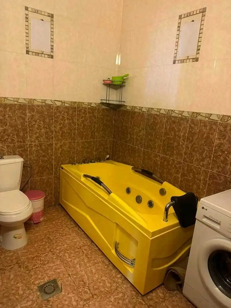 3-к квартира, 8 этаж, 120 м², И. Сомонӣ, Медгородок
