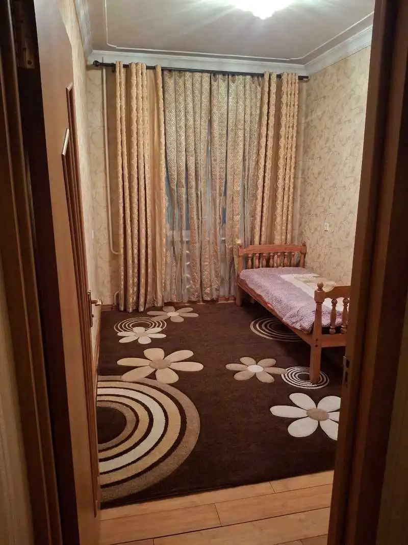 4-к квартира, 4 этаж, 85 м², 101 мкр