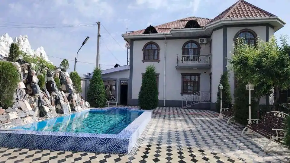2 этажный, 2-комн. дом, 156 м², Фирдавси