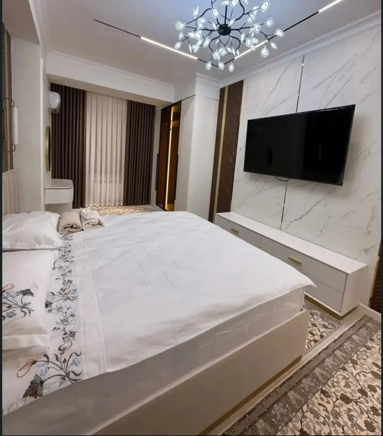 3-комн. квартира, 10 этаж, 120м², И. Сомони