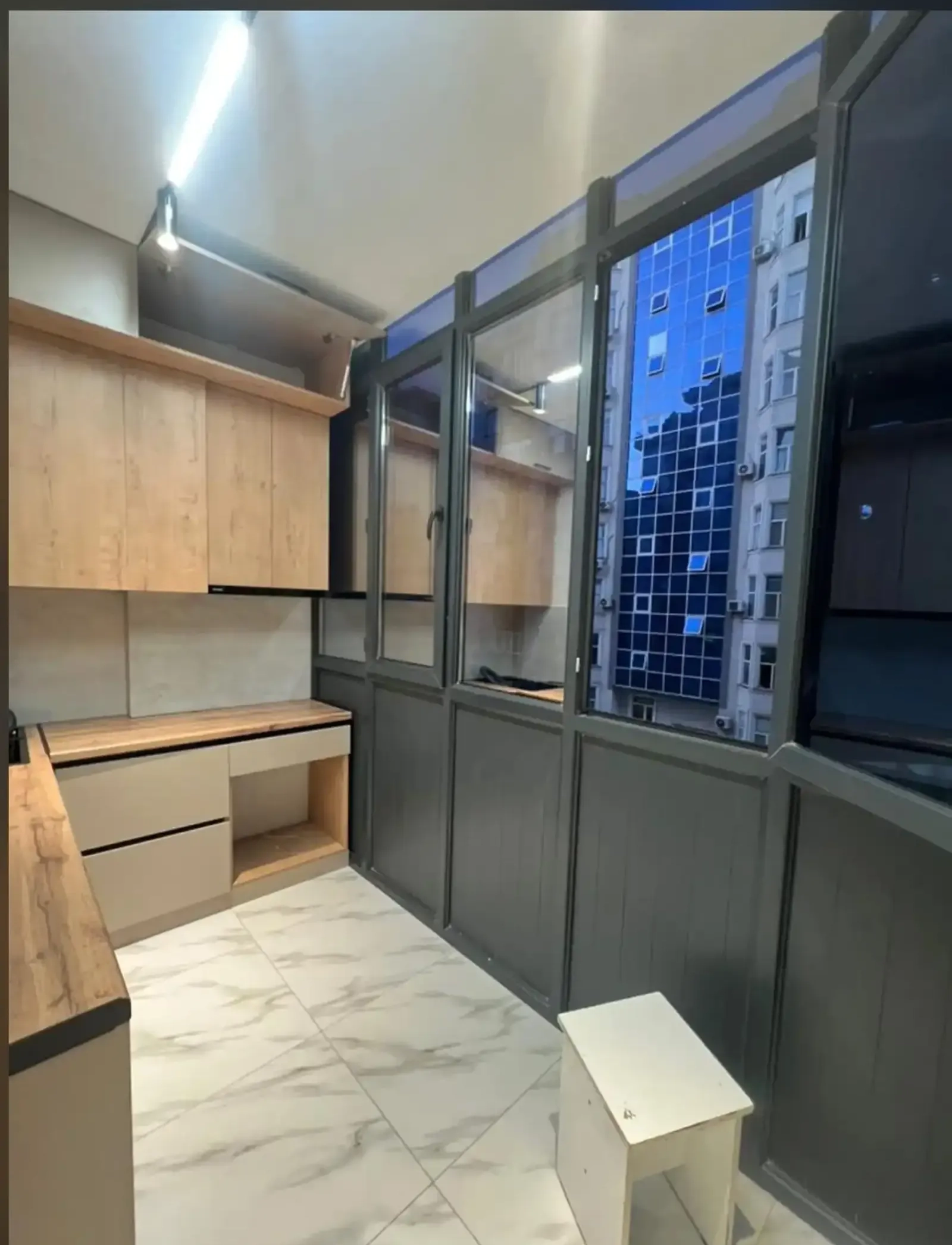 2-комн. квартира, 3 этаж, 64м², Лучоб