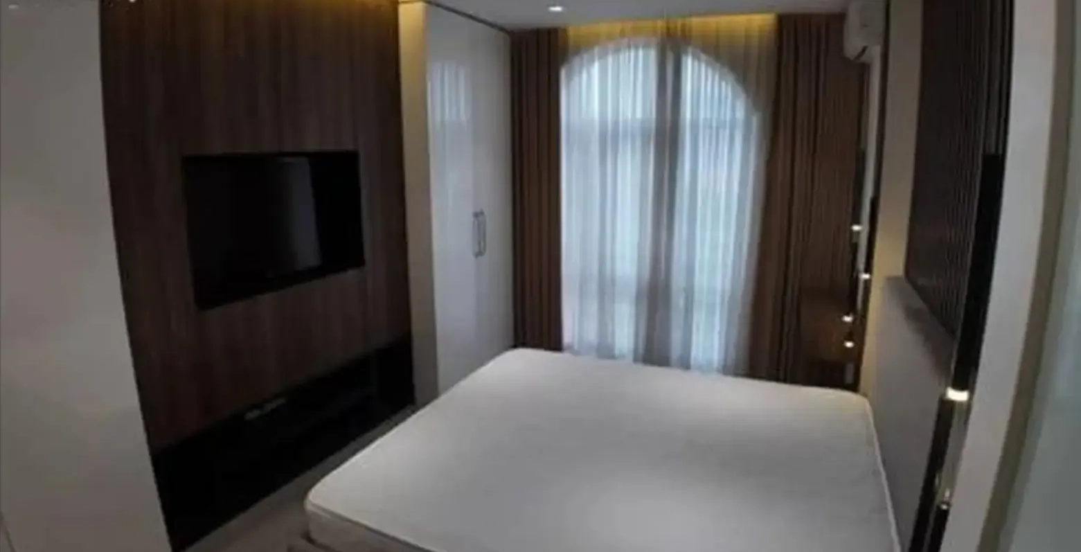 4-комн. квартира, 12 этаж, 180м², И. Сомони