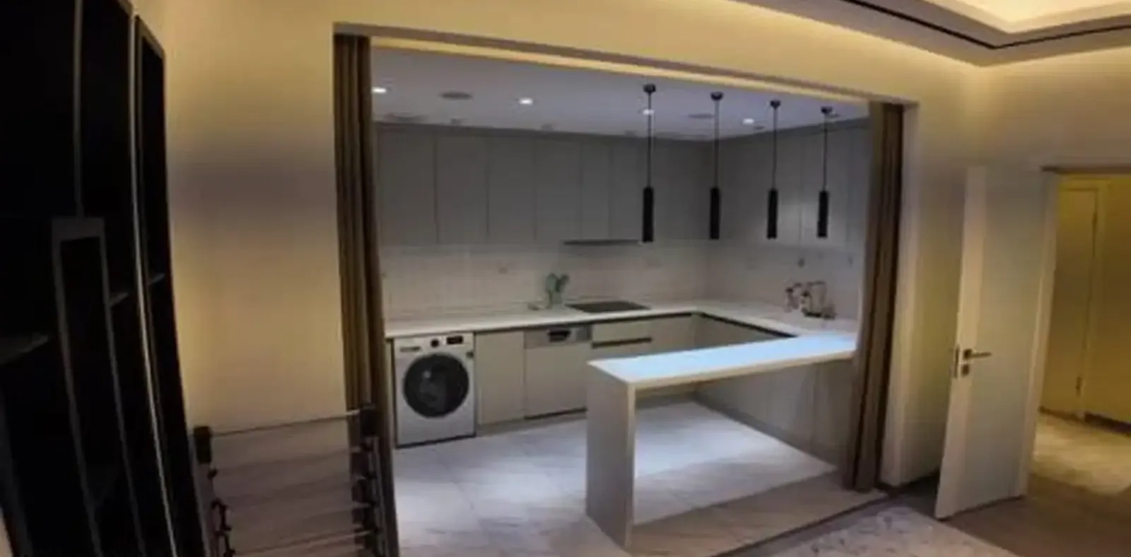 4-комн. квартира, 12 этаж, 180м², И. Сомони