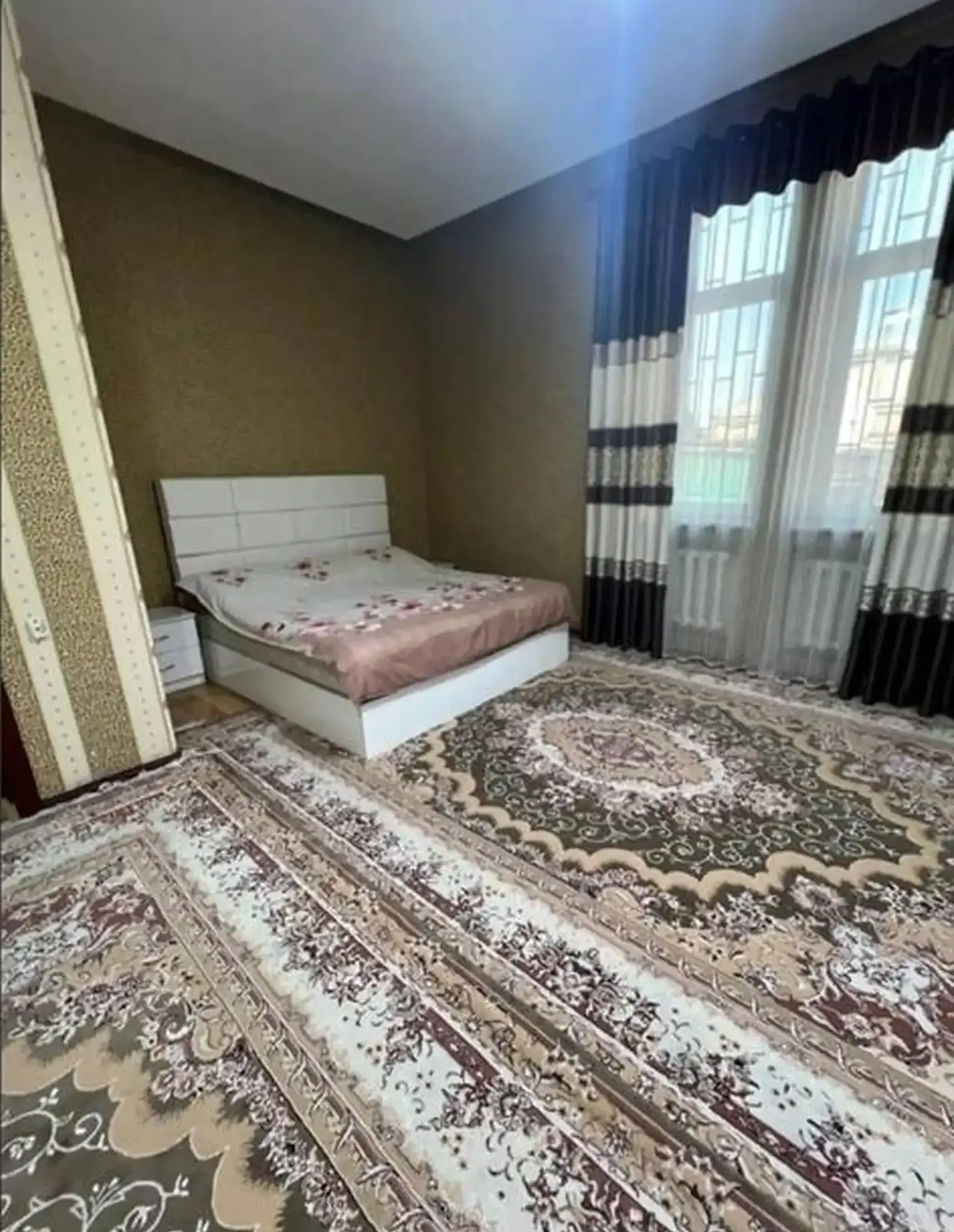 Дом, Сомони