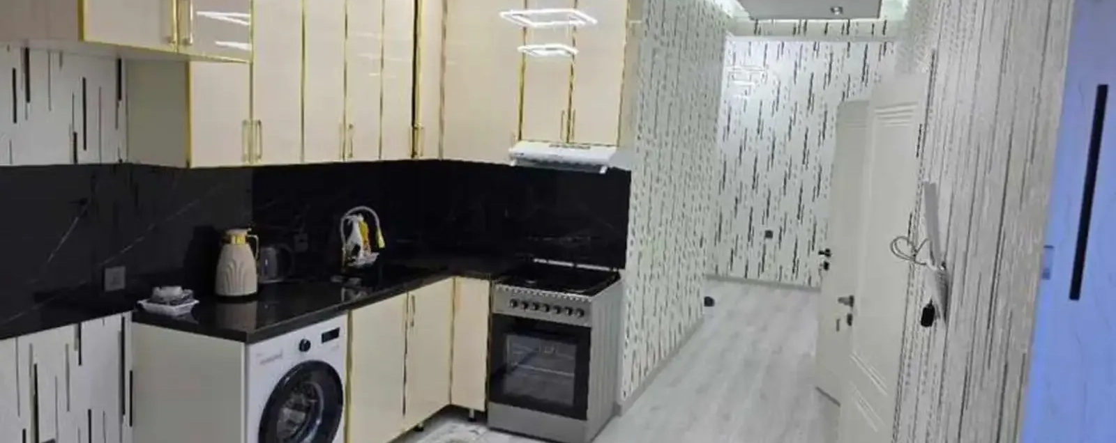 2-комн. квартира, 10 этаж, 75м², Шохмансур
