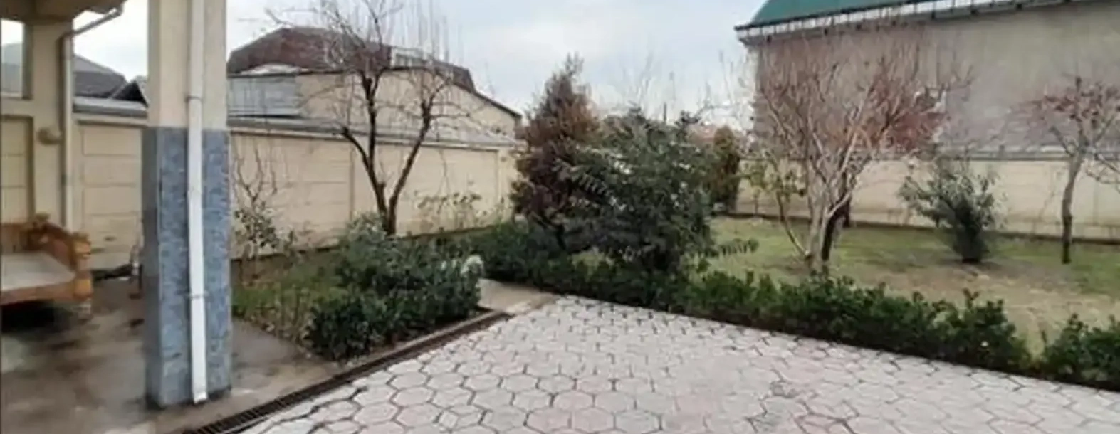 3-этажный, 10 комнатный дом, 600 м², Фирдавси
