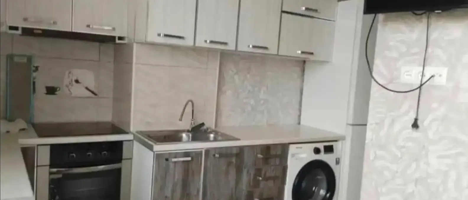 2-комн. квартира, 8 этаж, 92м², И. Сомони