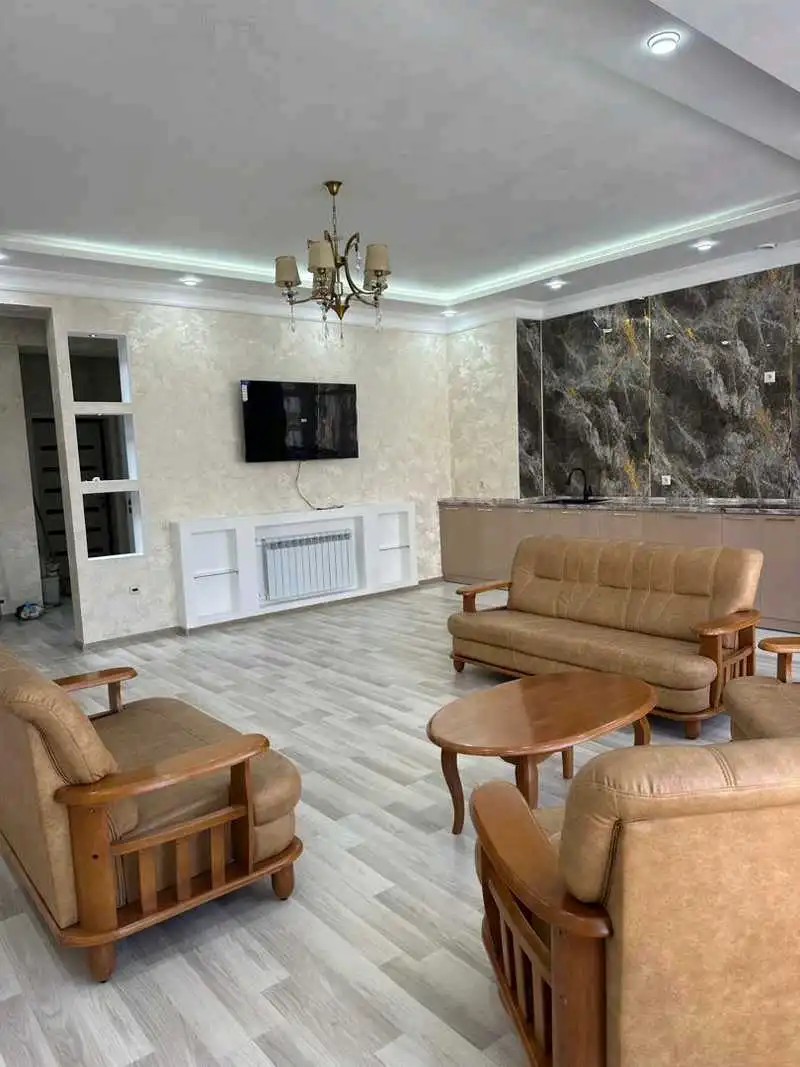 3-к квартира, 11 этаж, 98 м², Овир