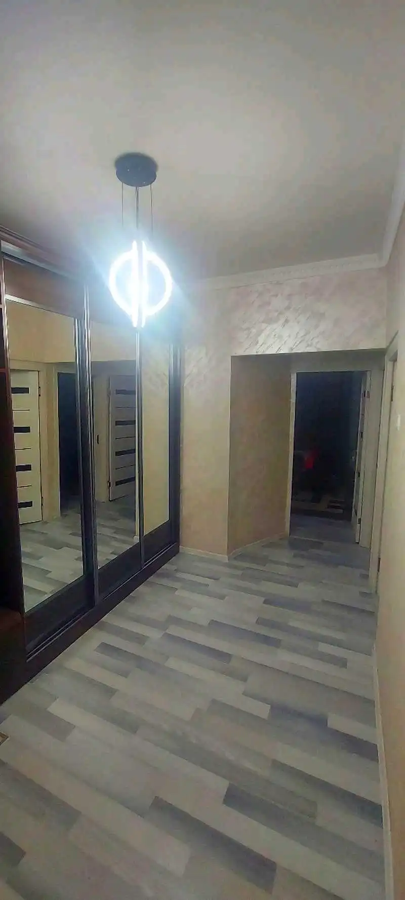 3-к квартира, 5 этаж, 100 м², 104 мкр