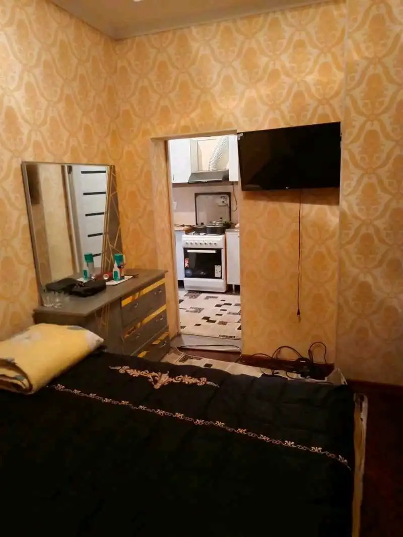2-к квартира, 3 этаж, 58 м², 92мкр, кафе Суман