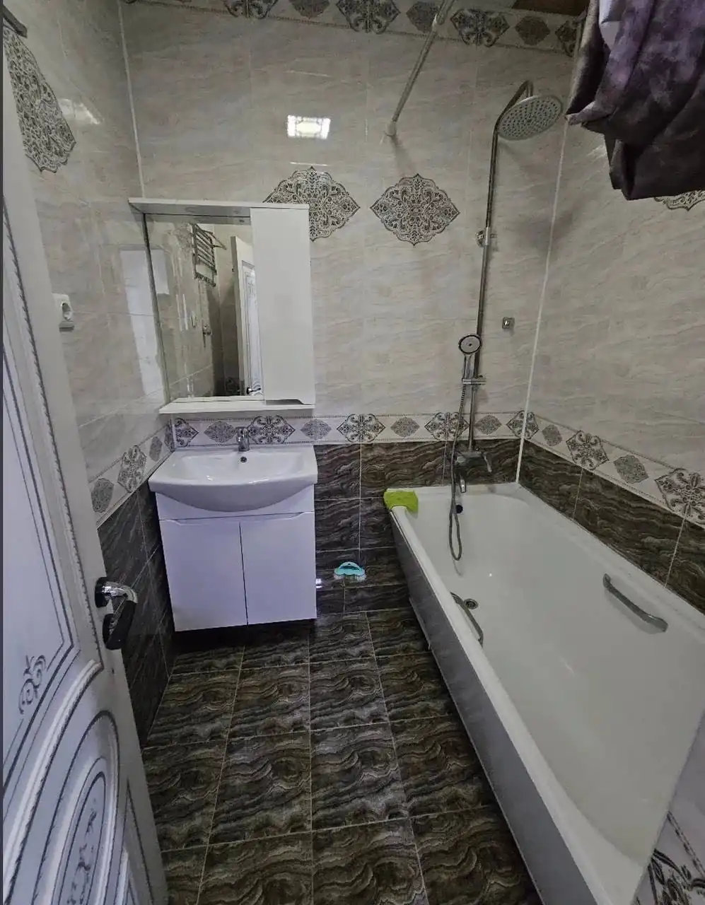 2-к квартира, 6 этаж, 77 м², Исмоили Сомони