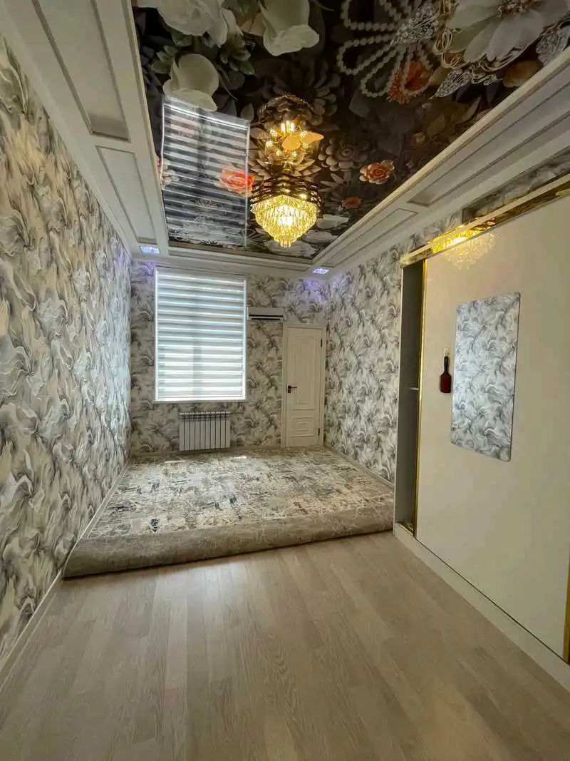 2-к квартира, 10 этаж, 70 м², Цирк