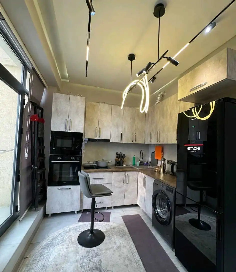 2-к квартира, 17 этаж, 50 м², Фирдавси
