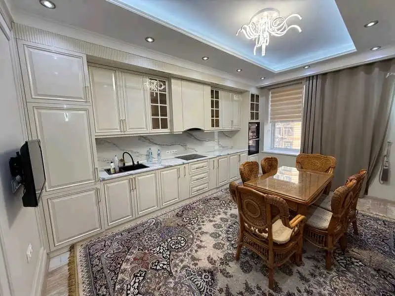 2-к квартира, 8 этаж, 127 м², Дом печат