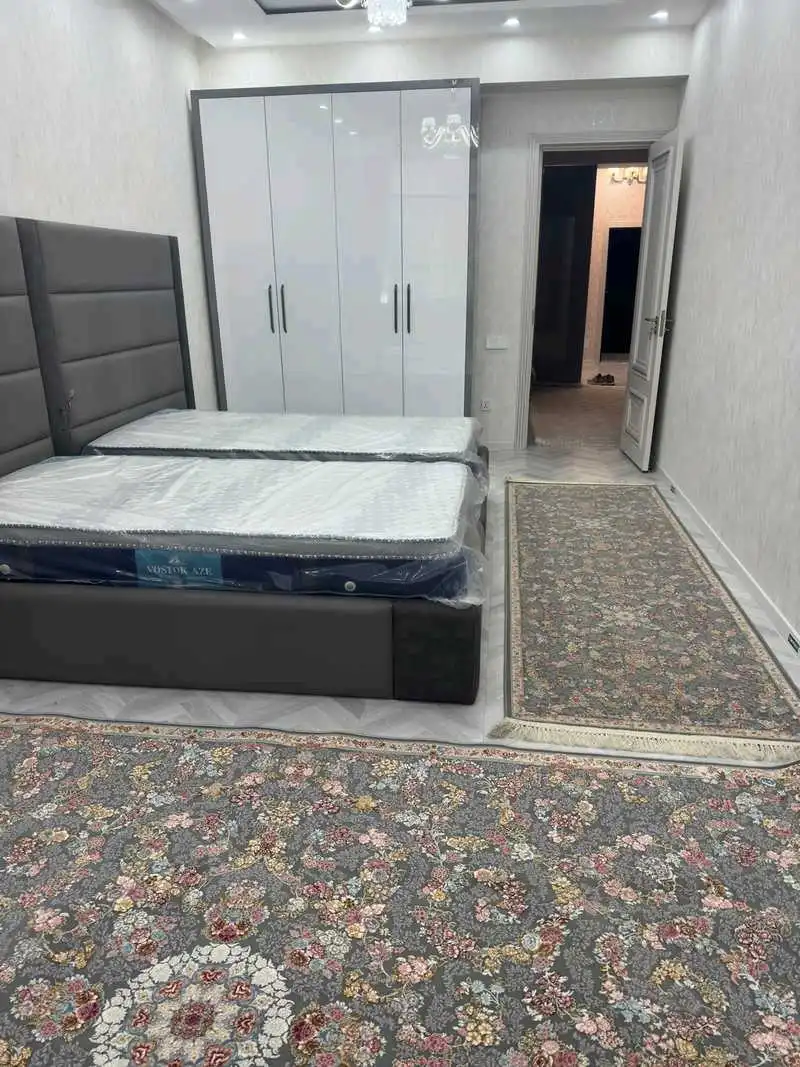 3-к квартира, 3 этаж, 150 м², Спартак, бари Ёвар