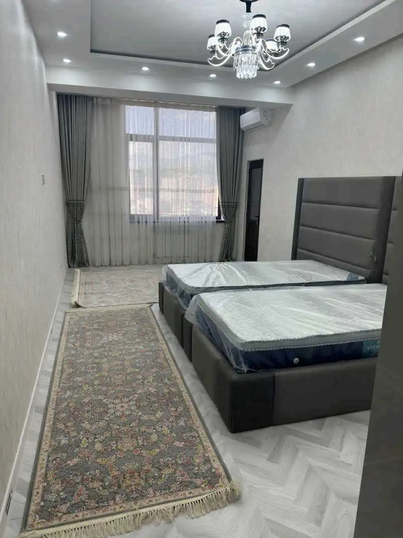 3-к квартира, 3 этаж, 150 м², Спартак, бари Ёвар