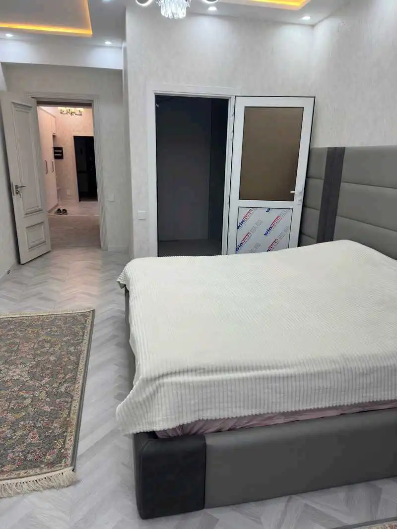 3-к квартира, 3 этаж, 150 м², Спартак, бари Ёвар