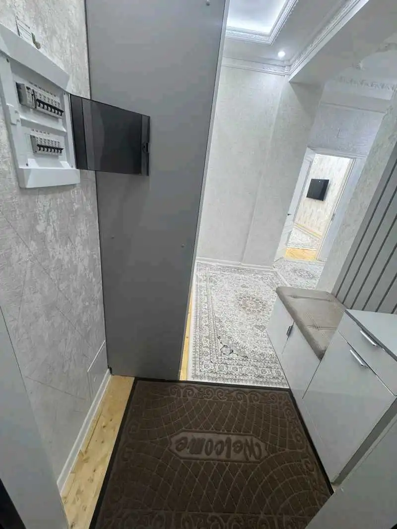 3-к квартира, 6 этаж, 92 м², 112мкр, назди Масҷиди Мехкалон