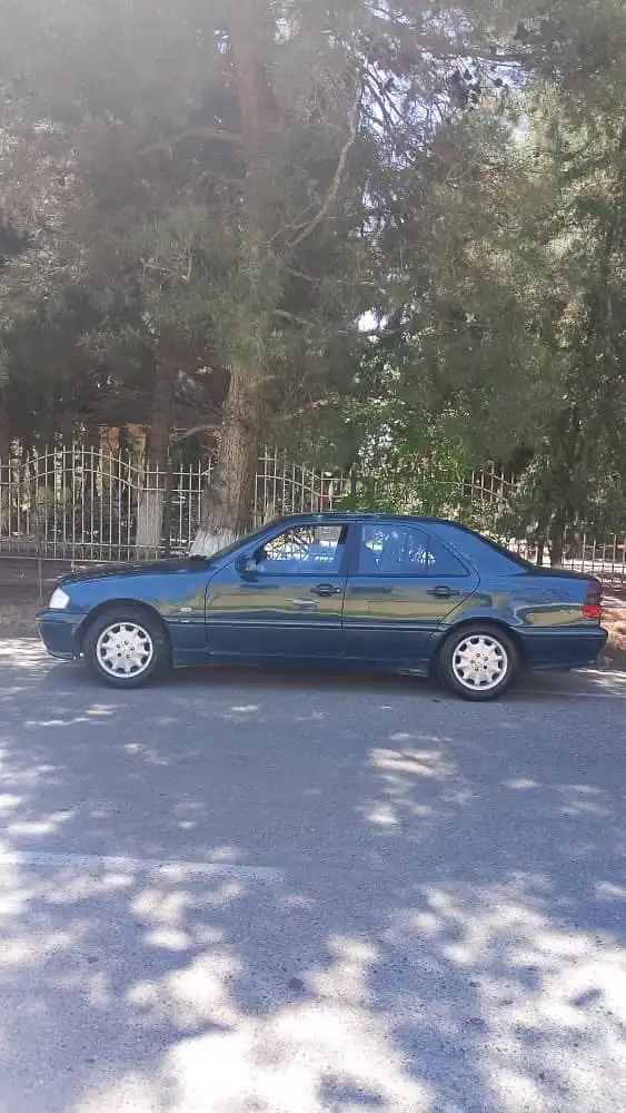 Mercedes-benz C class 1998