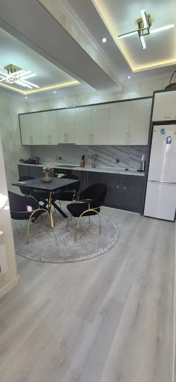 3-к квартира, 5 этаж, 115 м², И.Сомони