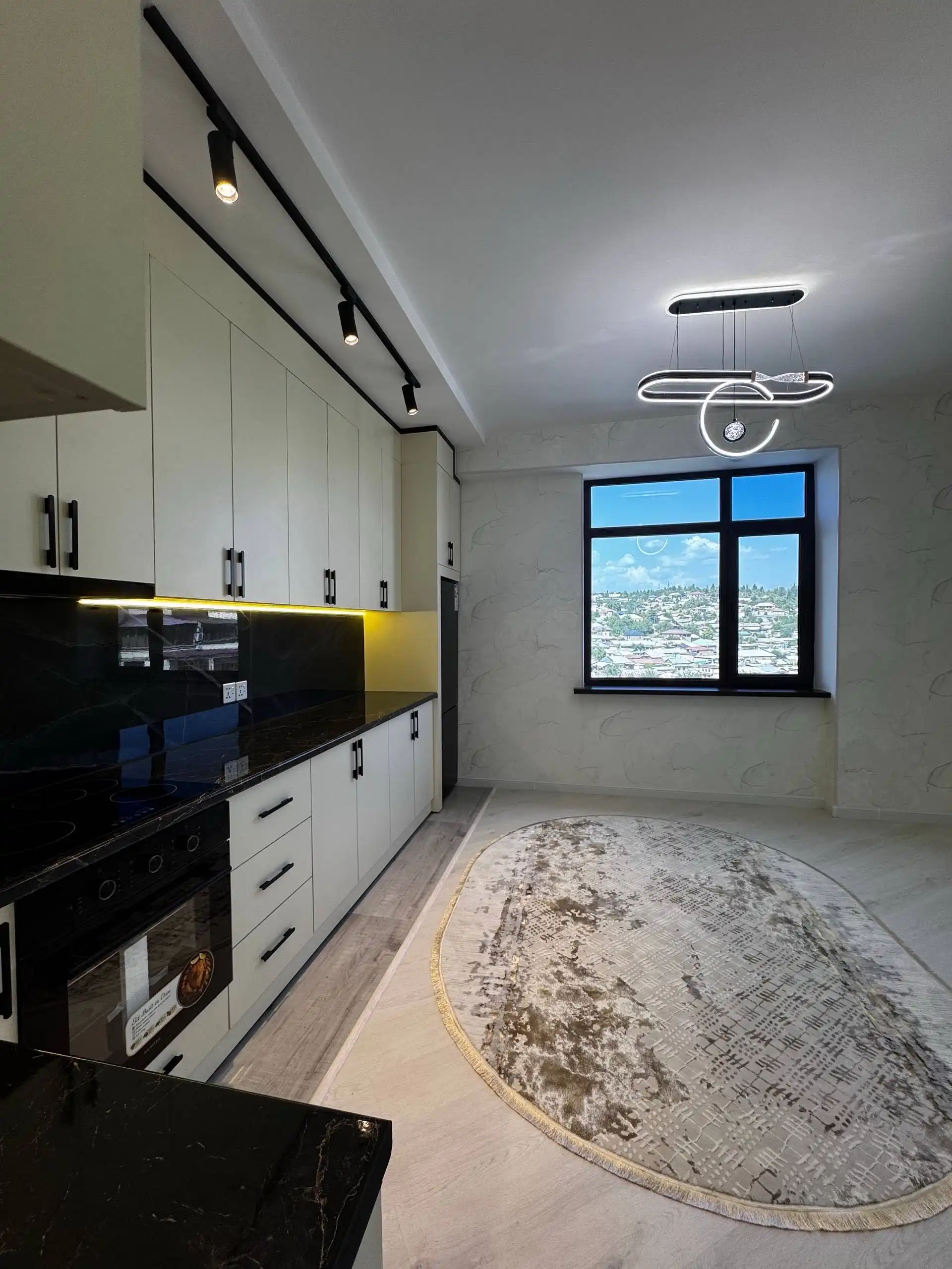 2-к квартира, 11 этаж, 79 м², Шохмансур, 3баз