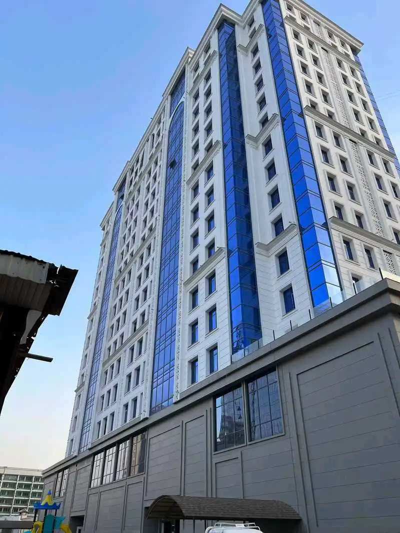 2-к квартира, 3 этаж, 88 м², Цум, домои Себистон