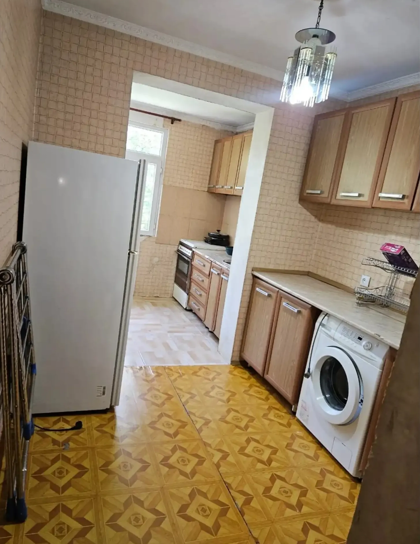2-комн. квартира, 4 этаж, 65м², 101мкр