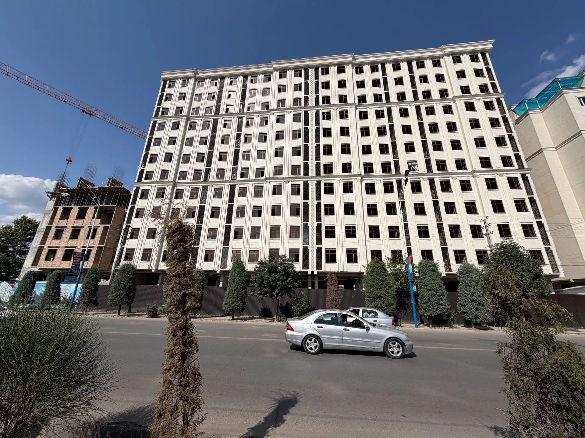 3-к квартира, 8 этаж, 93 м², Вахдат