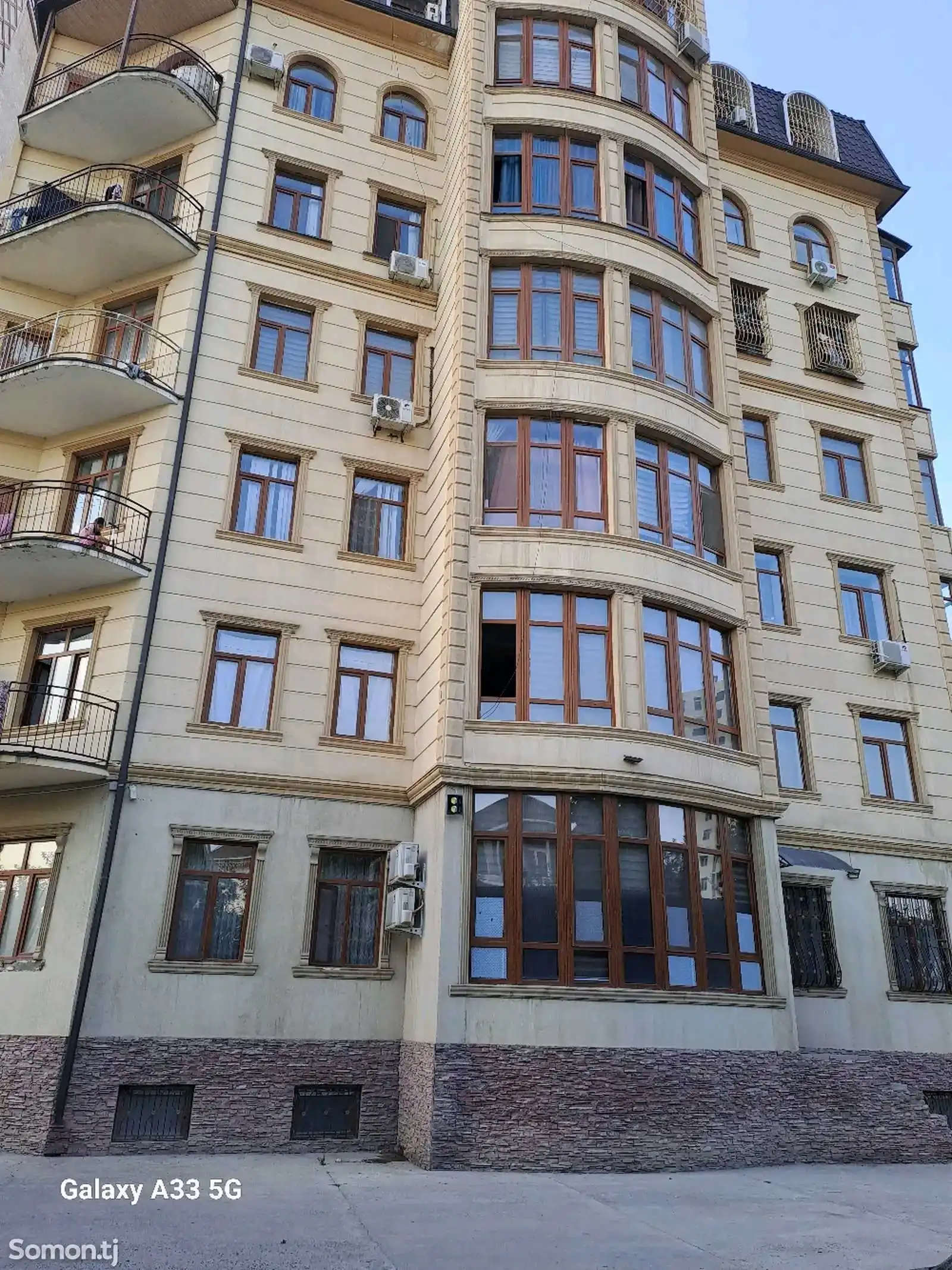 3-к квартира, 1 этаж, 100 м², 91 мкр, назди Поликлиникаи 10