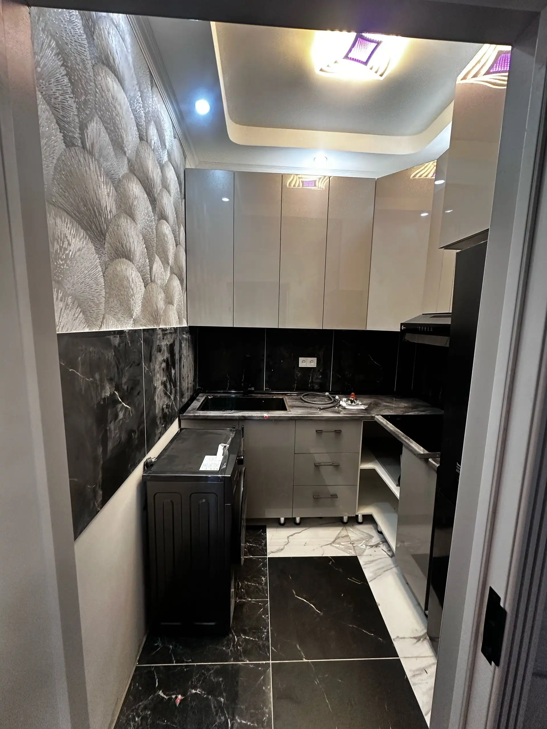 2-к квартира, 13 этаж, 54 м², Сино