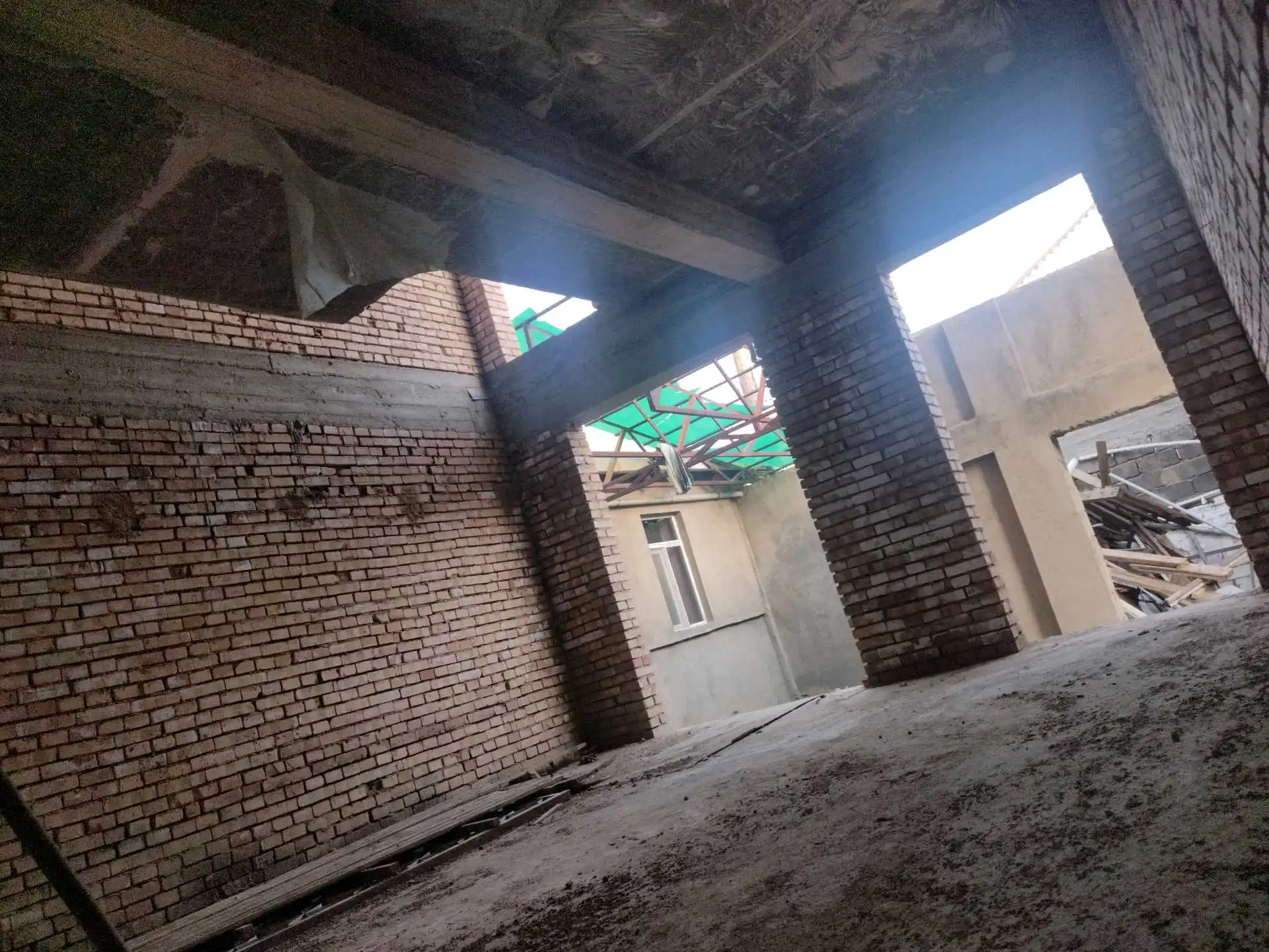 2 этажный, 6-комн. дом, 235 м², 18 соток, Шохмансур