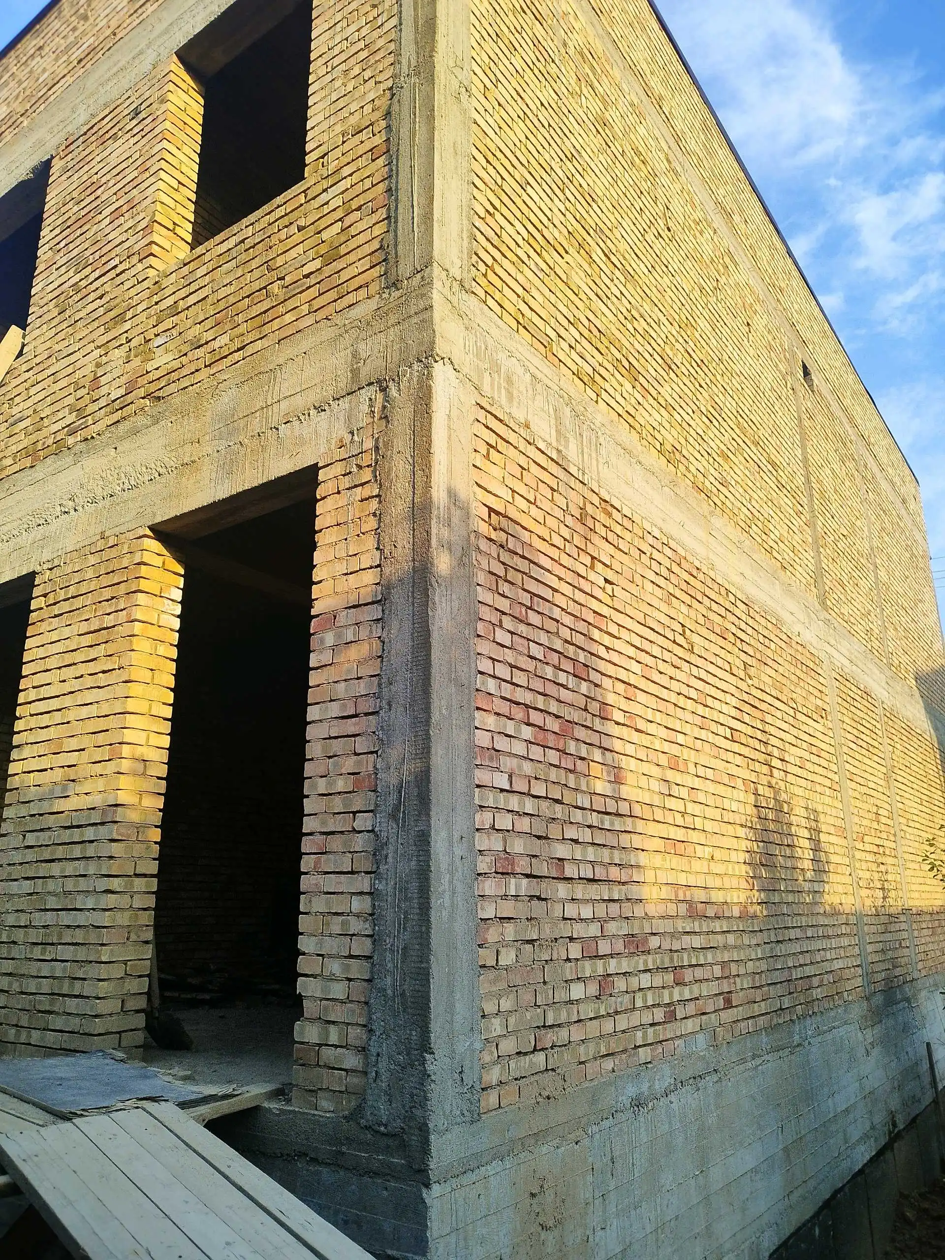 2 этажный, 6-комн. дом, 235 м², 18 соток, Шохмансур