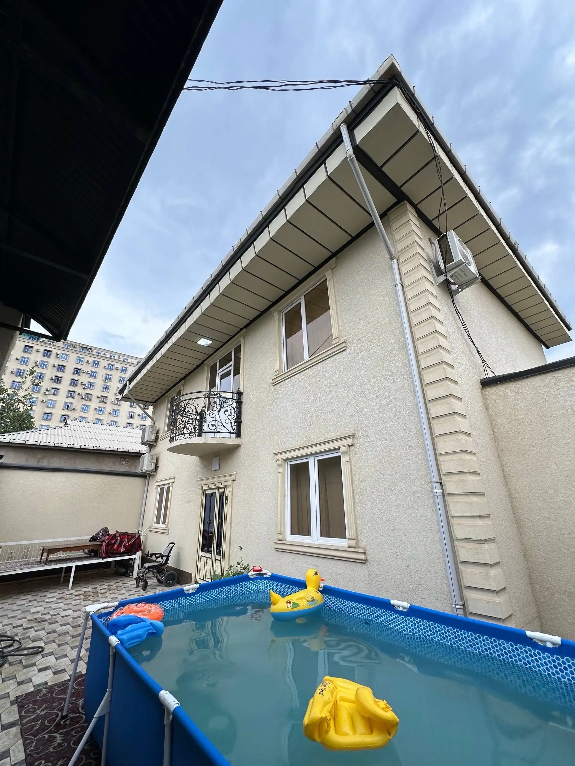 2 этажный, 5-комн. дом, 170 м², 15 соток, Сино