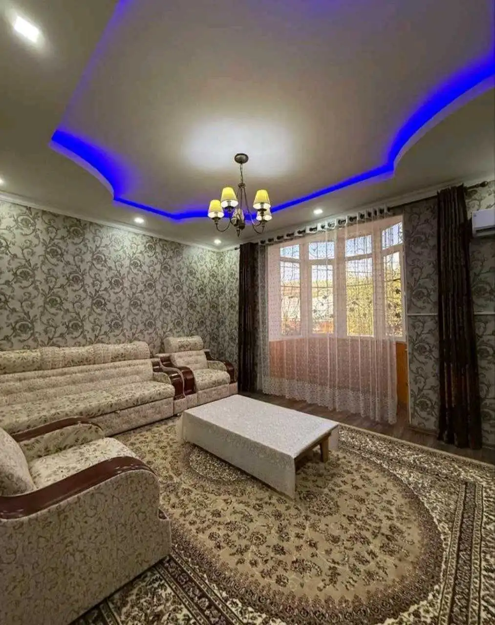 2 этажный, 6-комн. дом, 280 м², 3 соток, Сино