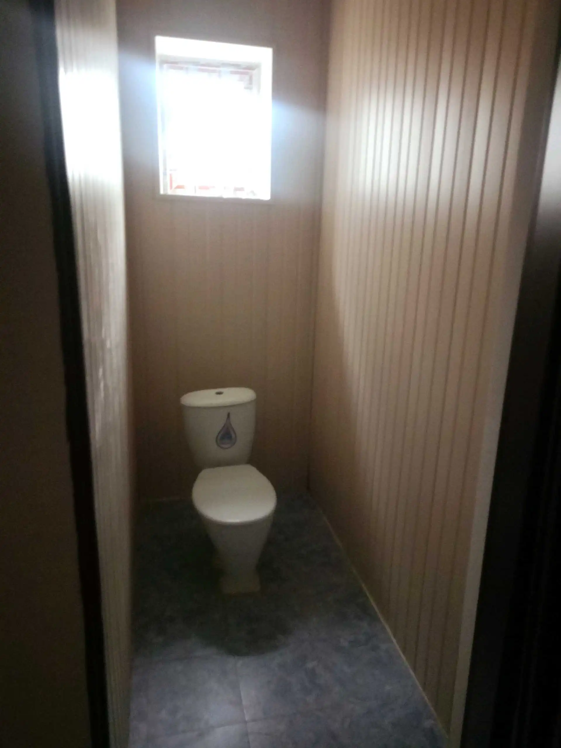 этажный, -комн. дом, 240 м², 6 соток, Варзоб 35 км гули майда