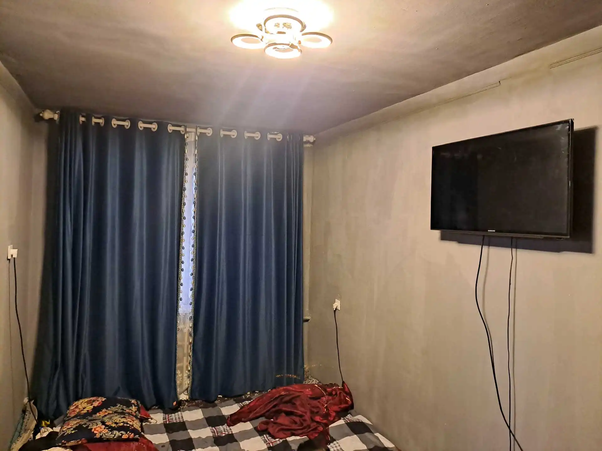 4-к квартира, 5 этаж, 1 м², Фирдавси